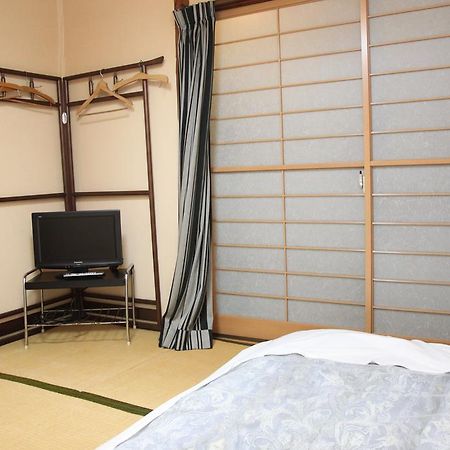 Chizuru Ryokan Hiroshima Extérieur photo