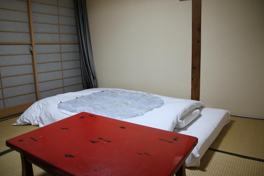 Chizuru Ryokan Hiroshima Extérieur photo